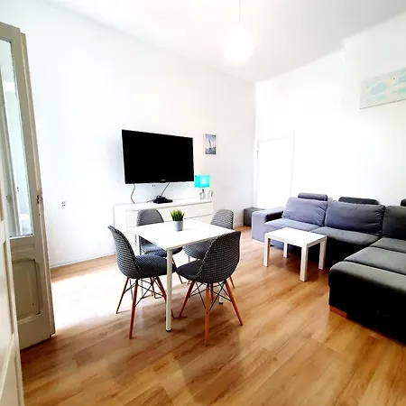 Duze Mieszkanie Przy Plazy Ii Апартаменти *